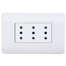 Enchufe 10A Triplex Genesis Bl