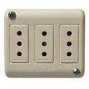 Casquete Tomacorriente 10A Triple Armado S17 Blanco