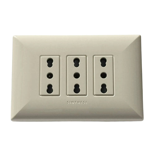 Enchufe Triple 10/16A Armado S17 Blanco