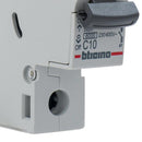 Interruptor automatico 10 A curva C 6KA.