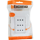 Enchufe 10A Triplex Luzica Bco