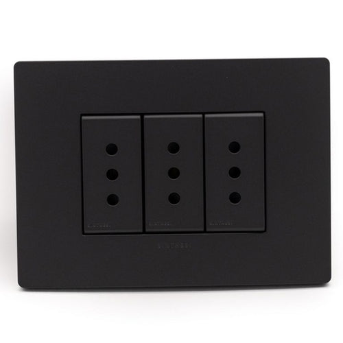Enchufe Triple 10A Armado S33 Noir