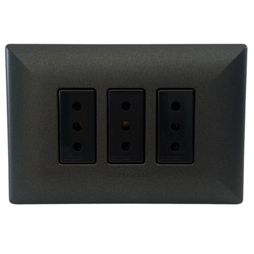 Tomacorriente Triplex 10 A Noir