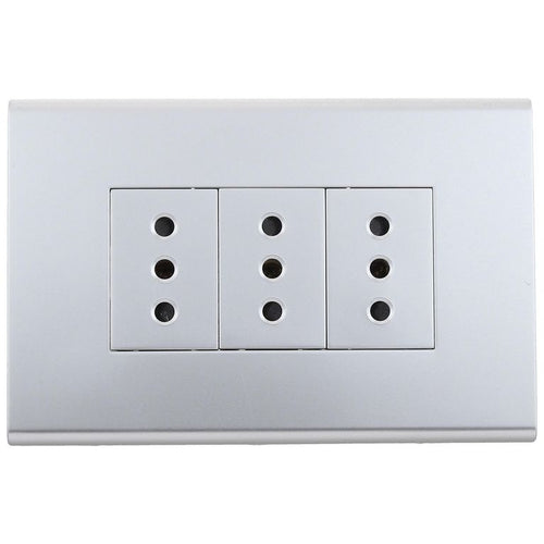 Tomacorriente Triple 10 A Gris