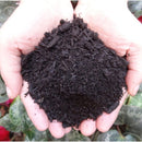 Tierra con abono natural para uso en todo el jardin