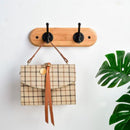 Percha 2 Ganchos Bambu Negro/cafe